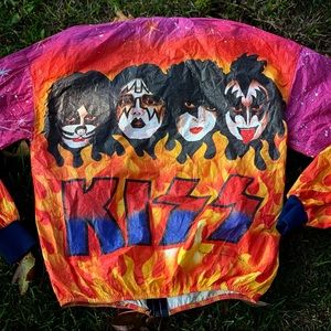 Vintage 1970’s Kiss Paper Jacket